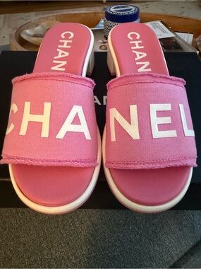 CHANEL Pink 40mm Sunside Mule Sandals